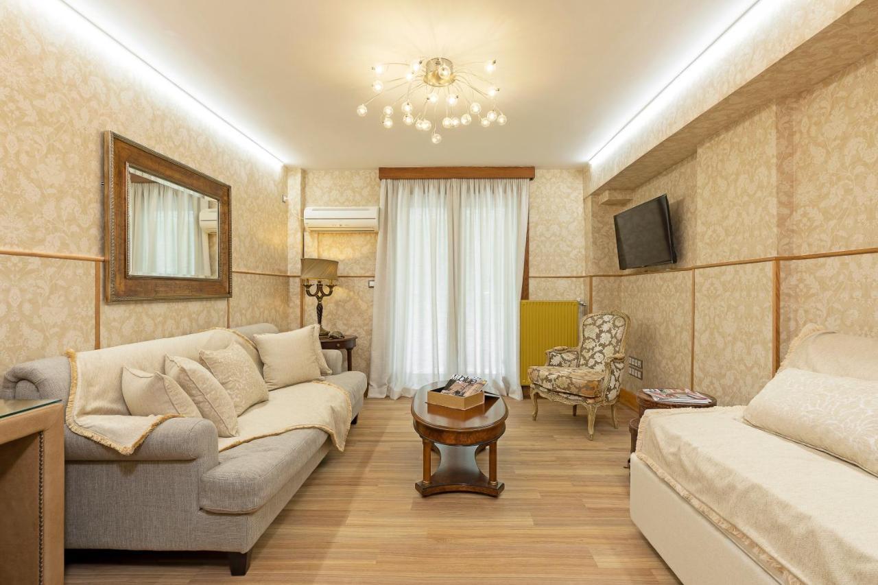 Vouliagmeni'S Elegance By Acropolis Suites Athen Eksteriør bilde