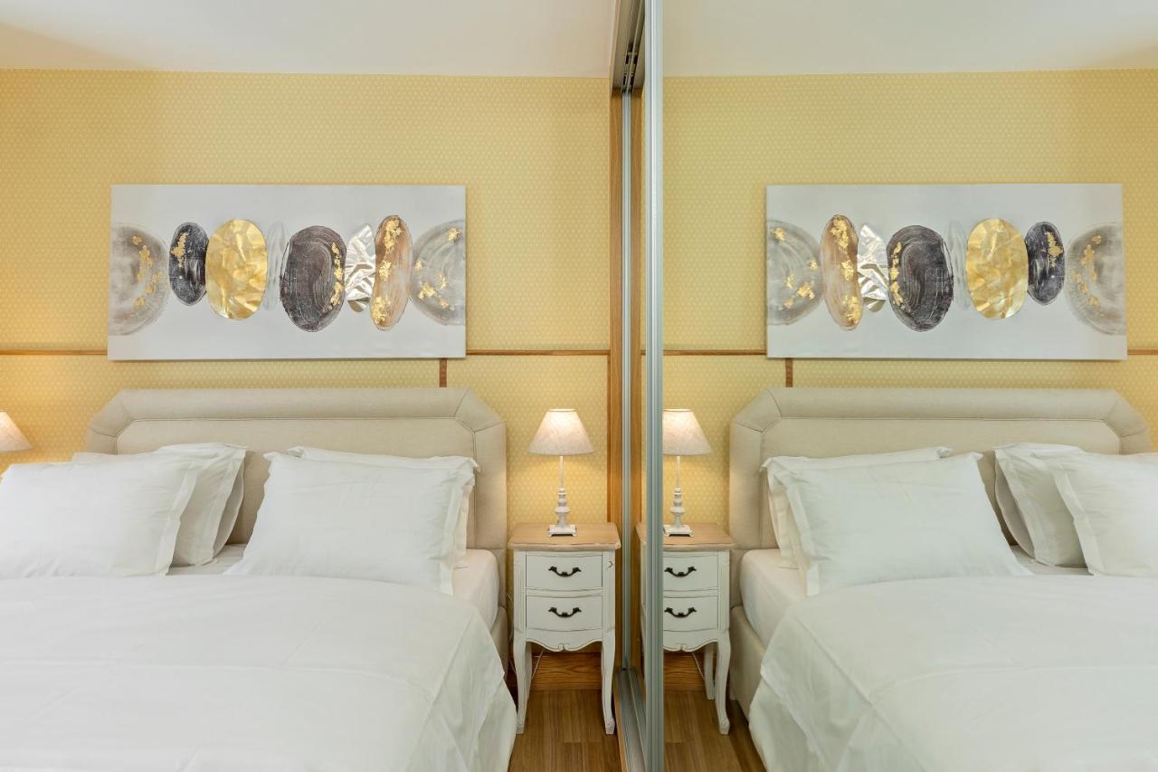Vouliagmeni'S Elegance By Acropolis Suites Athen Eksteriør bilde